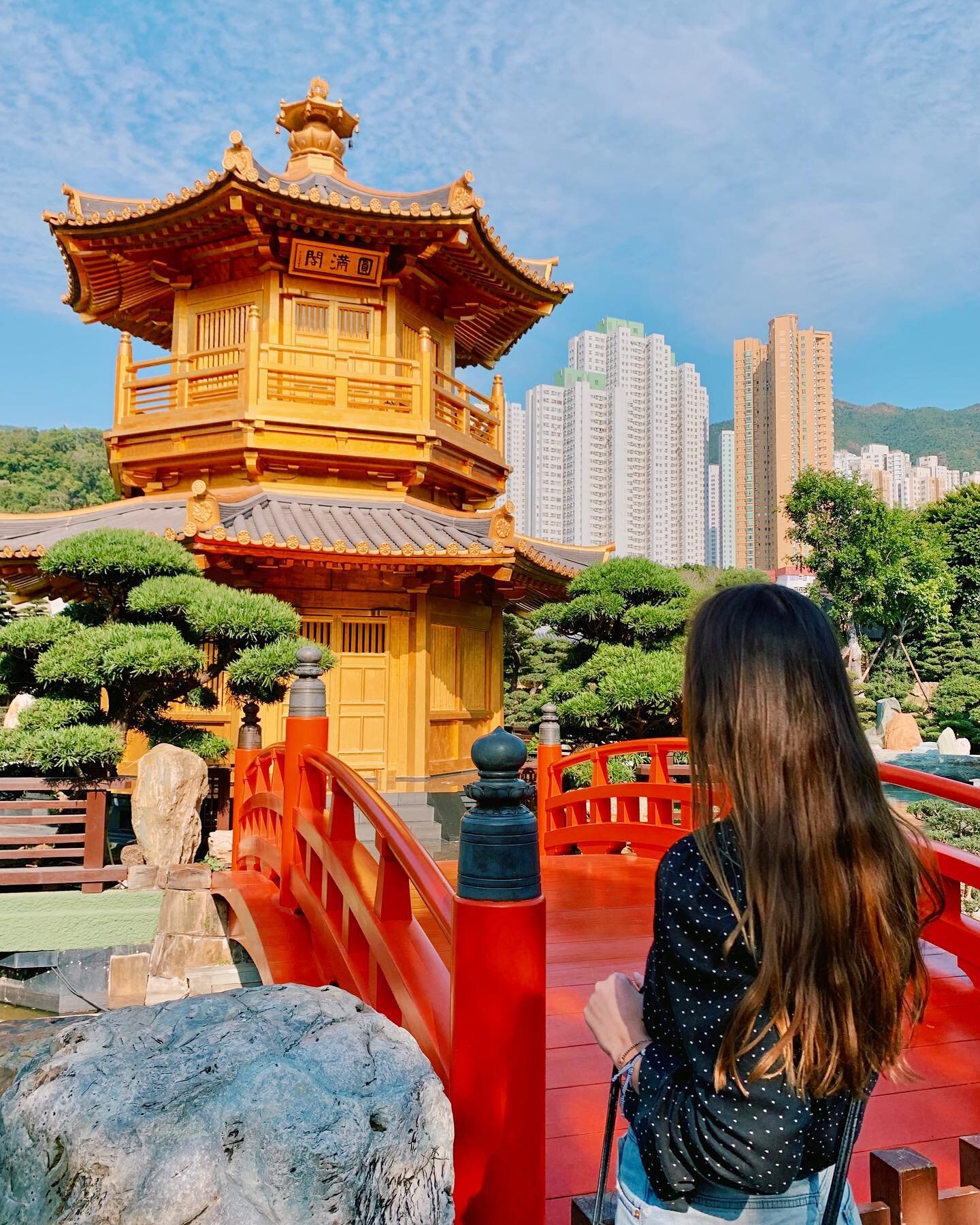 Founded in 1934 as a retreat for Buddhist nuns, Chi Lin Nunnery is an oasis of beauty in Diamond Hill, Kowloon, Hong Kong. 

Featuring Tang Dynasty ancient architecture, bonsai gardens, and lotus ponds, this 355,200 square foot nunnery is a retreat f